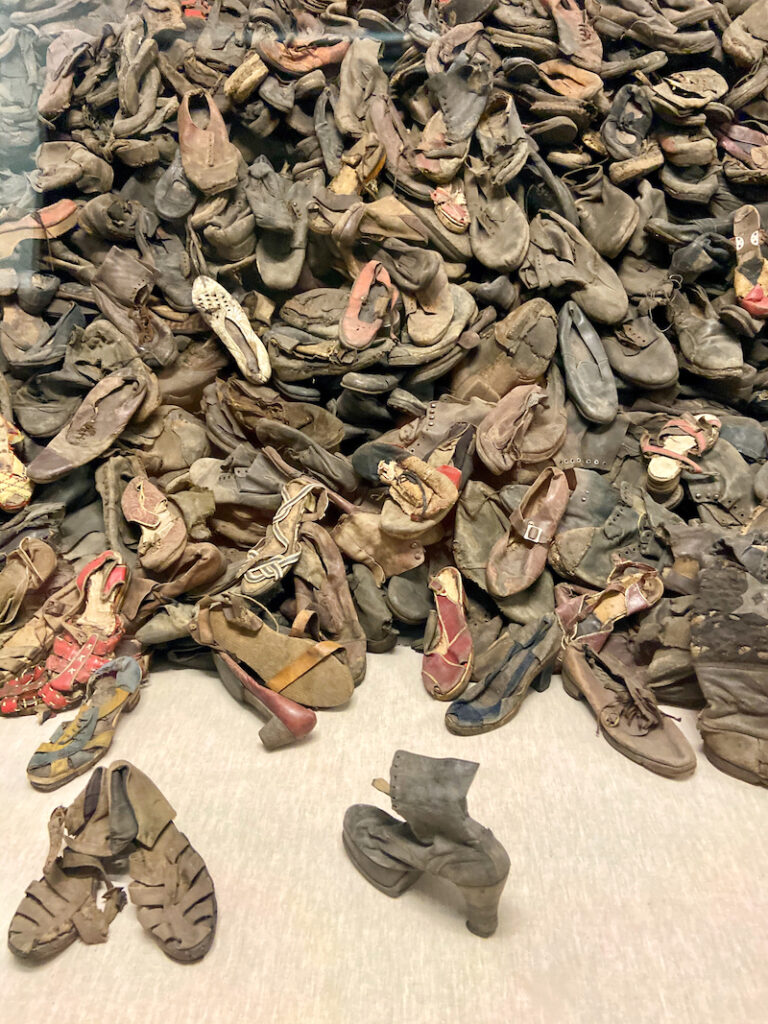 Auschwitz, unendlich viele Schuhe