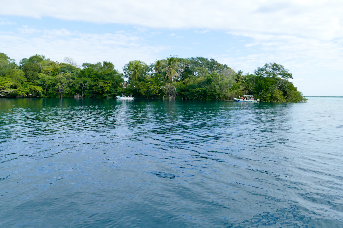 Bacalar, Cenote Negro