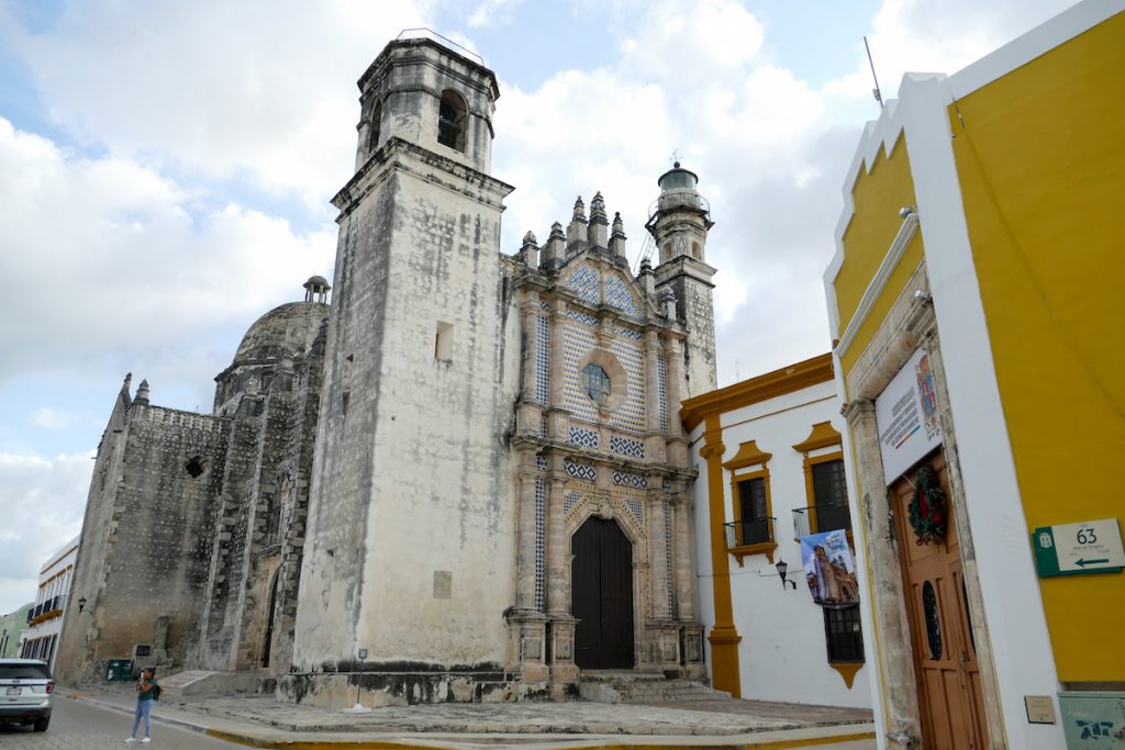 Campeche, das Kloster Ex-Templo de San Jose besitzt sogar ein Leuchtfeuer