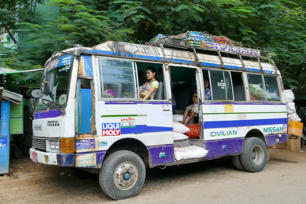 Myanmar, Pakokku, ein Bus des Grauens