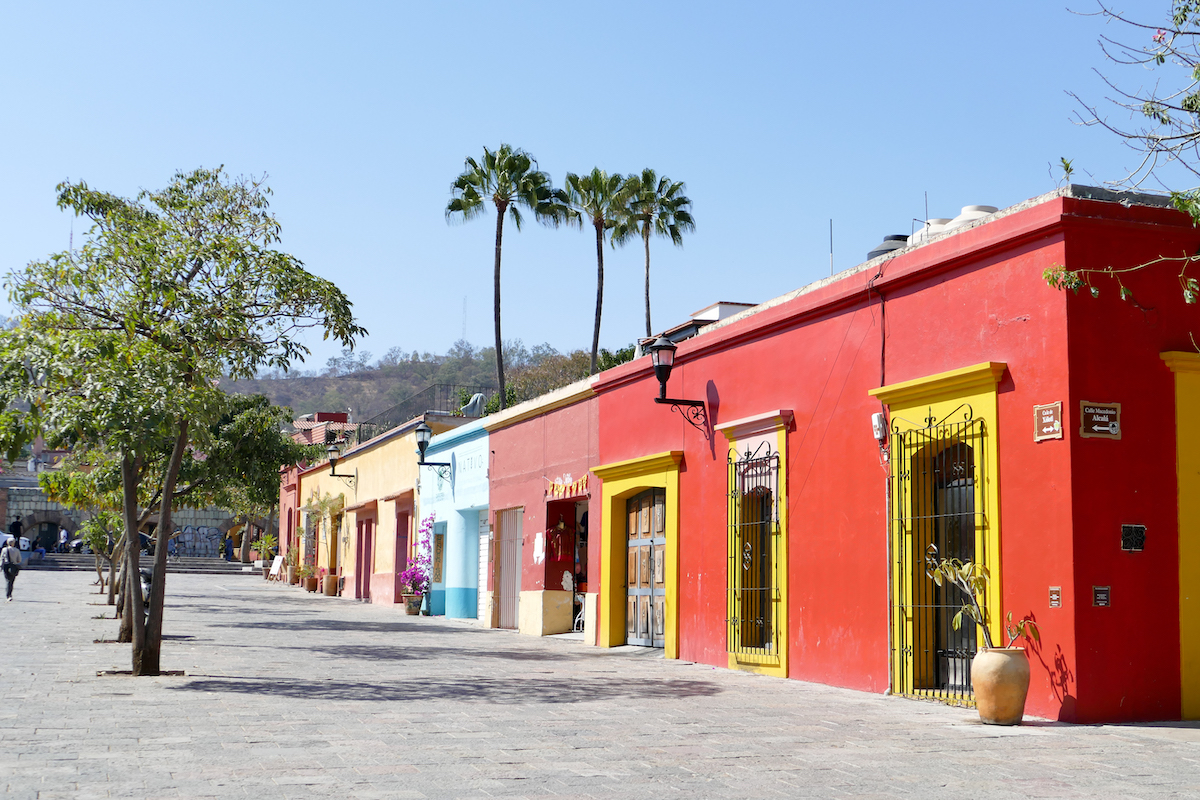 Oaxaca, im Viertel viele Galerien und kleine Laeden
