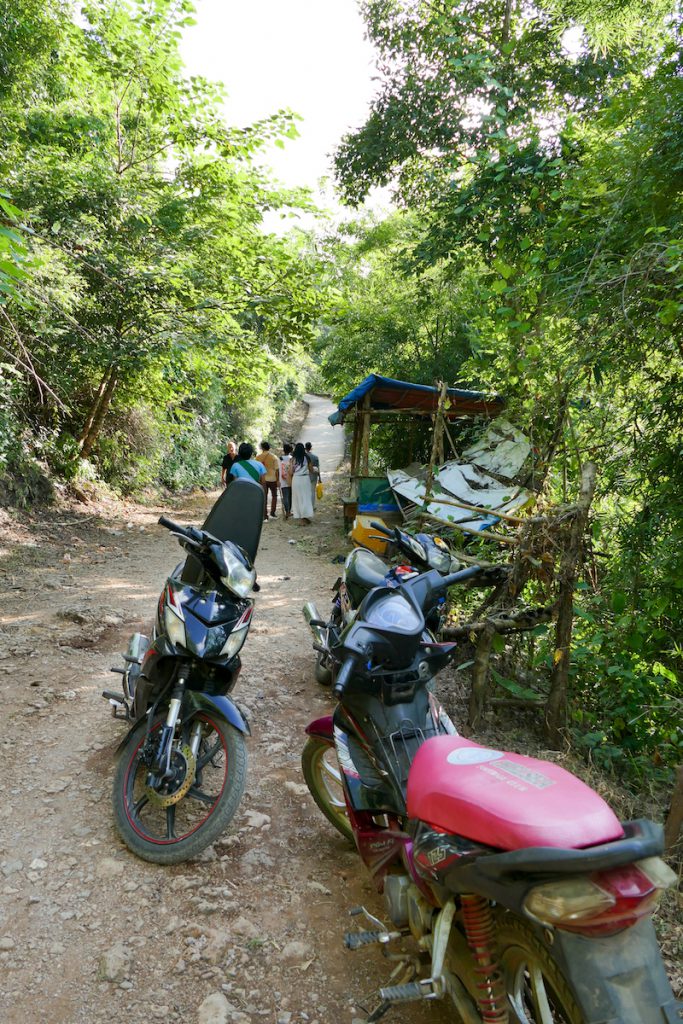 Pyin Oo Lwin, Dat Taw Gyaint Wasserfaelle, nervige Motorradtaxis