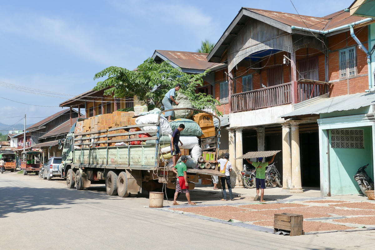 Shan State, Hsipaw, alte Handelshaeuser