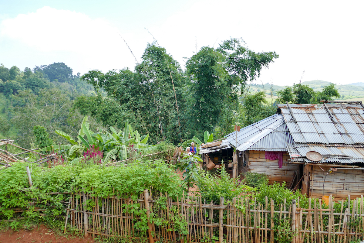 Shan State, Man Loi, der kleine Hof der Padaung-Frau