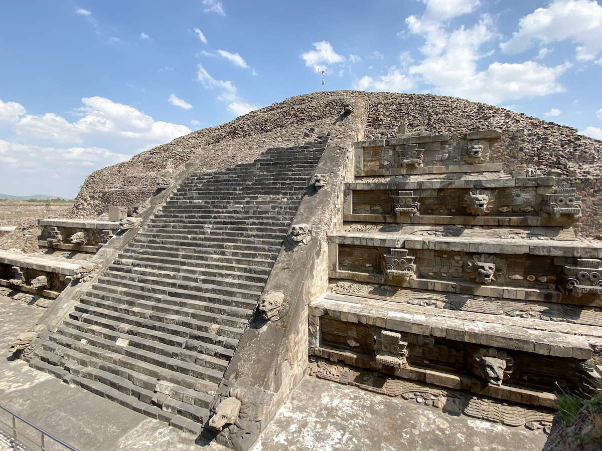 Teotihuacan, Quetzalcoatl Pyramide, Tempel der gefiederten Schlange
