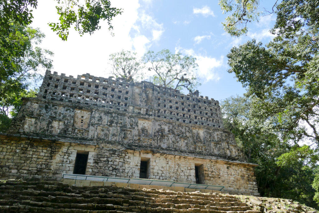 Yaxchilan, Edificio 3